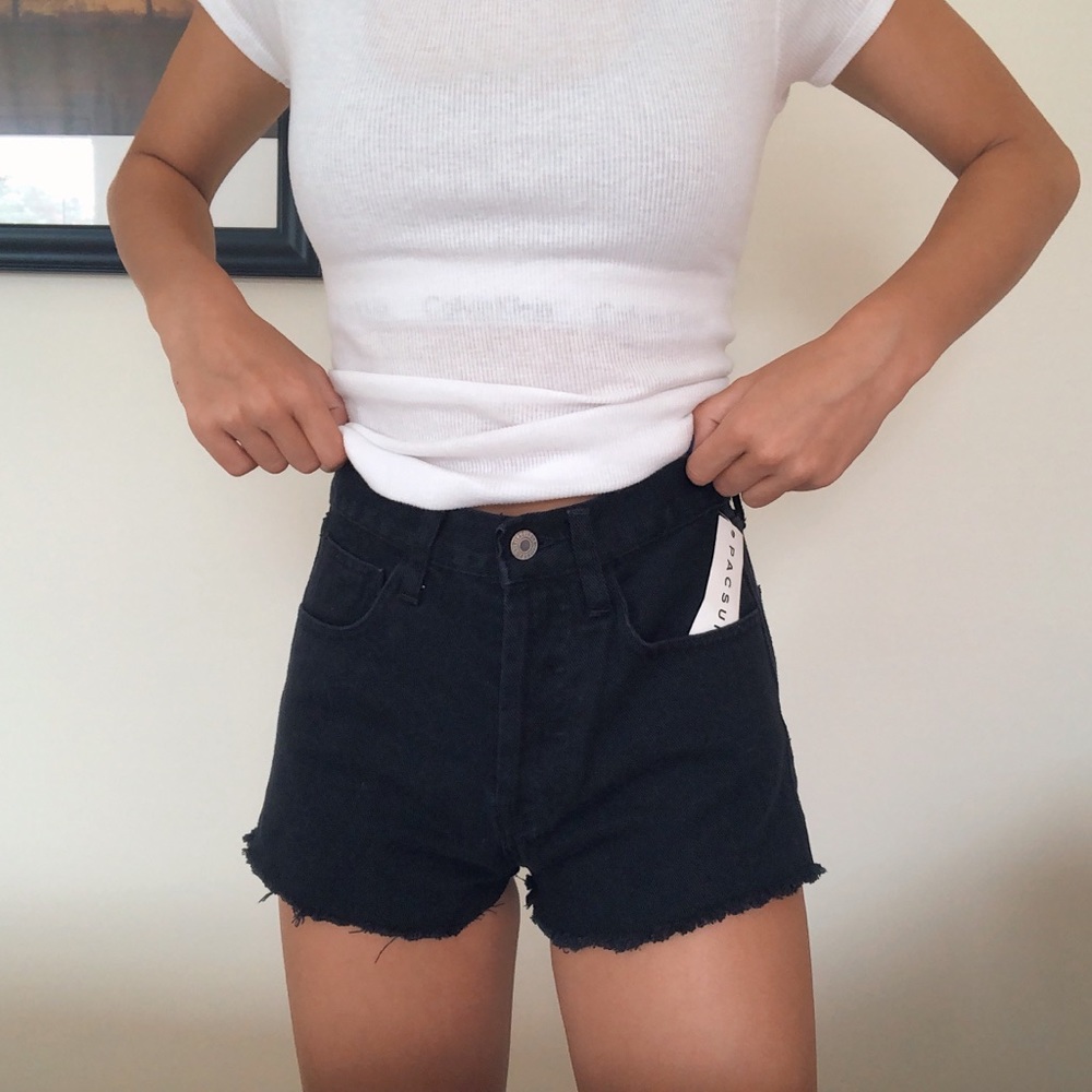 Brandy Melville Black high waisted shorts